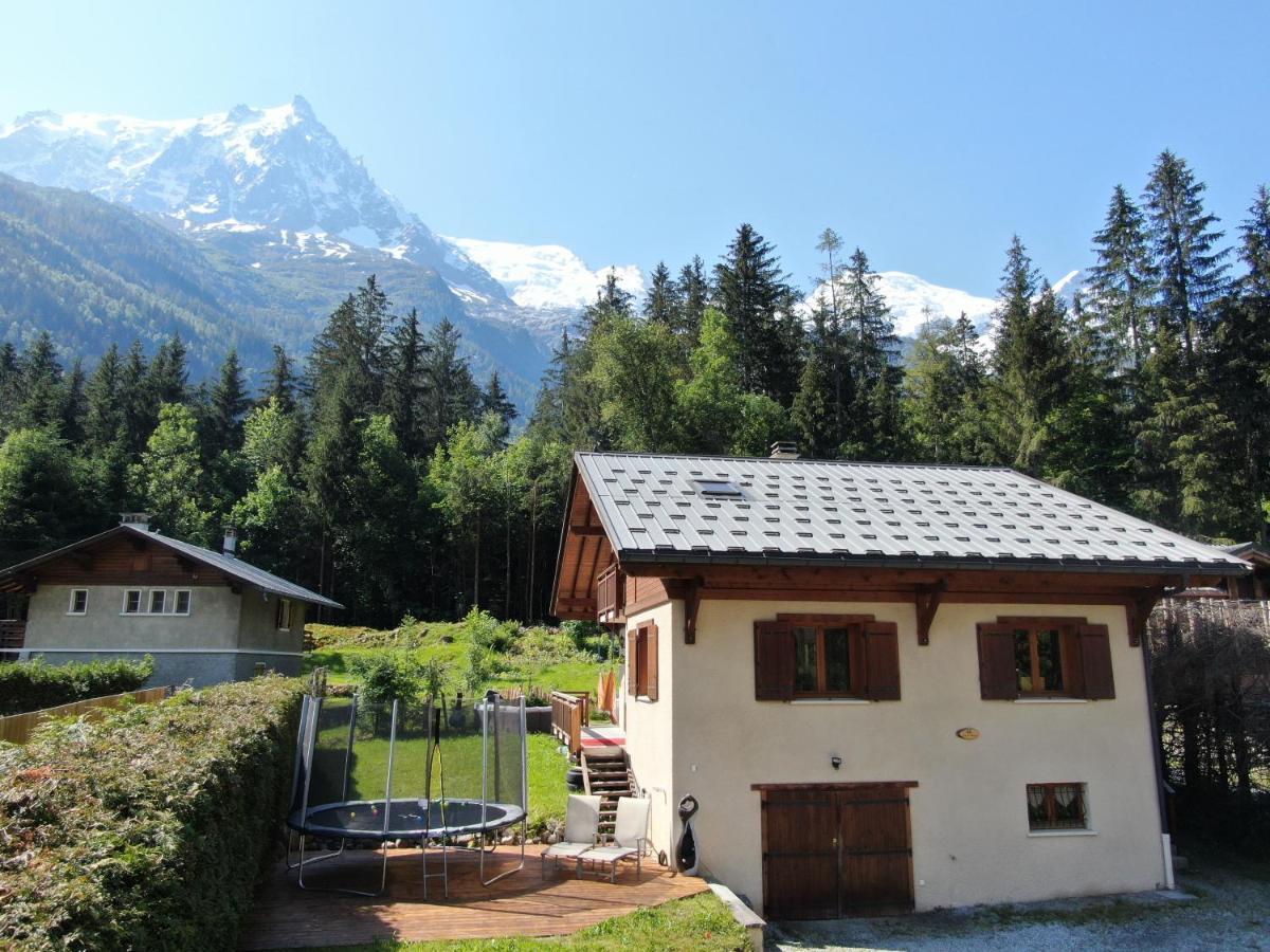 Chamonix Large Chalet, Sleeps 12, 200M2, 5 Bedroom, 4 Bathroom, Garden, Jacuzzi, Sauna Exteriér fotografie